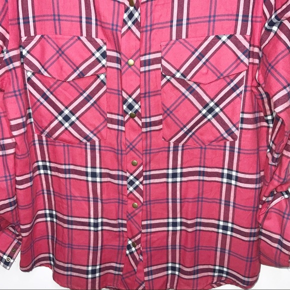 Plaid snap front button down - Picture 3 of 6